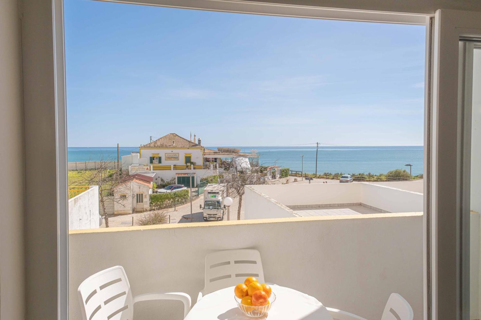 Atlantic View Com Piscina Apartment Портиман Екстериор снимка